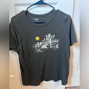 TShirt with design on the front, Size Large